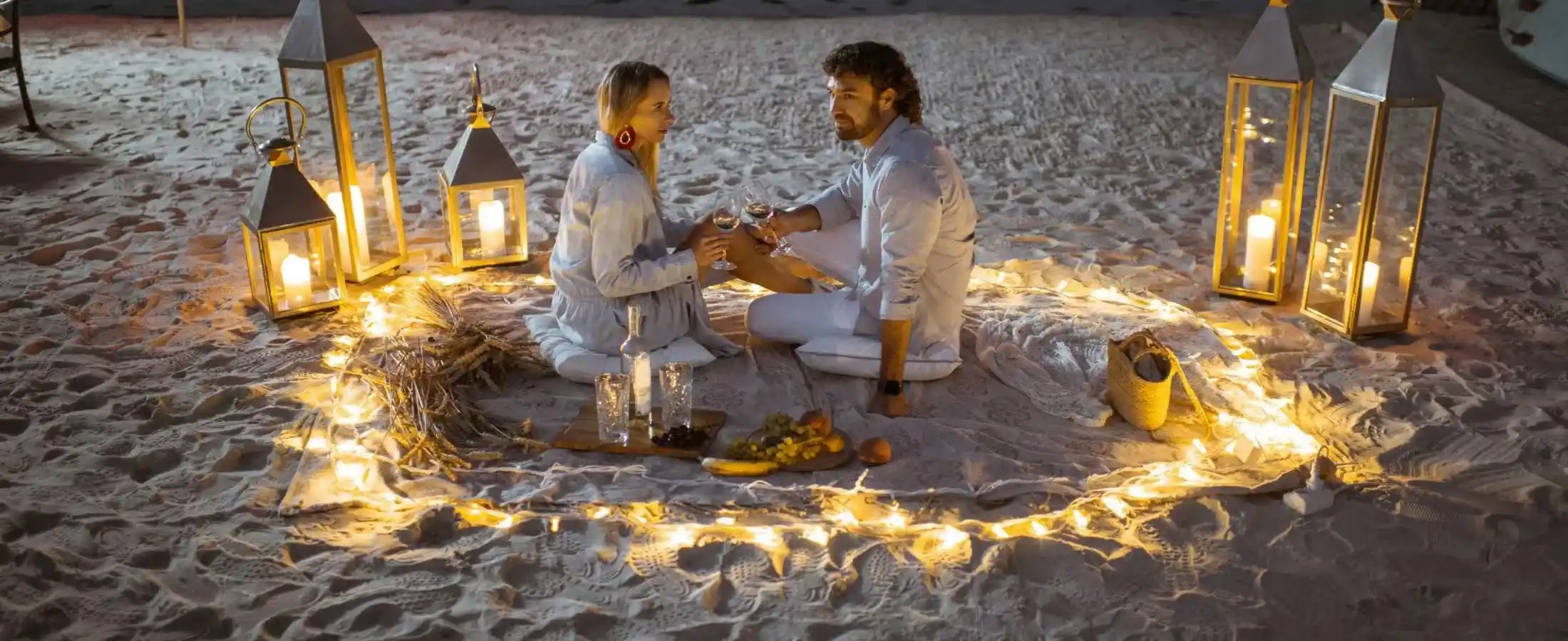 Private Romantic Dinner Desert Safari